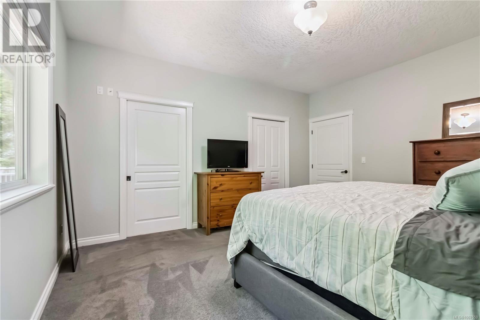 Property at 7230 Helen Pl image 1