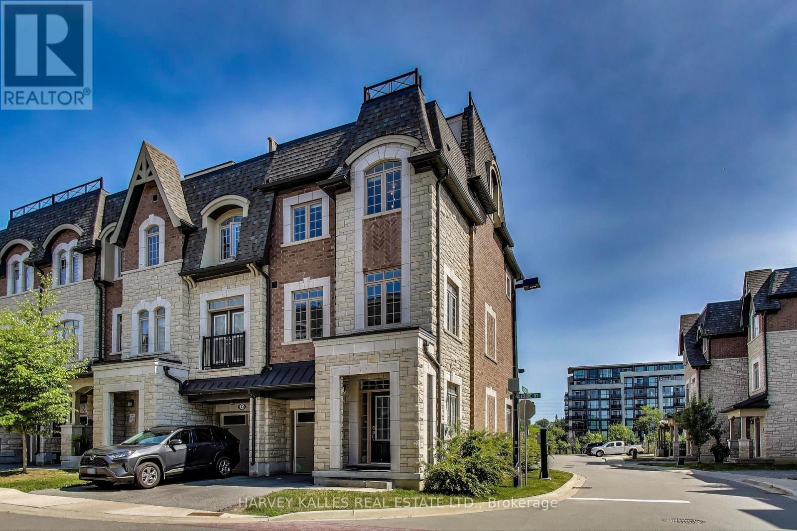 Property at 37 INGLESIDE STREET image 2