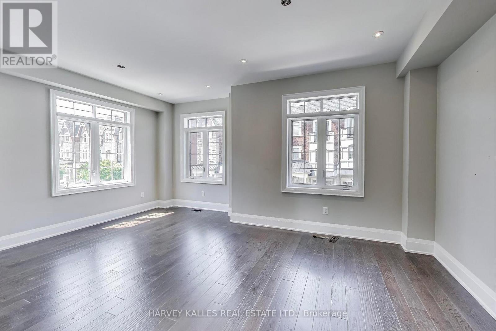 37 Ingleside Street, Vaughan, Ontario  L4L 0H9 - Photo 16 - N12296899