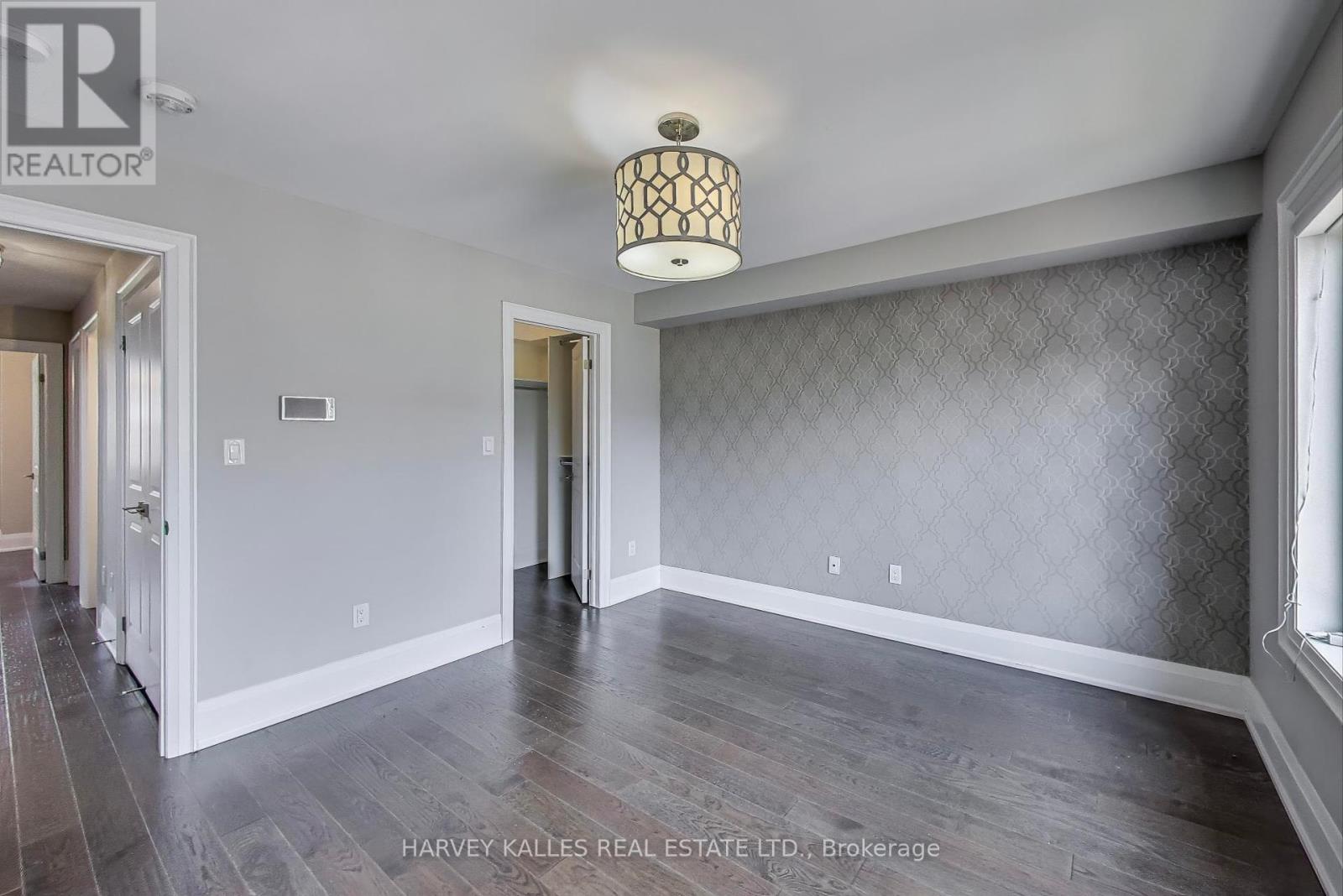37 Ingleside Street, Vaughan, Ontario  L4L 0H9 - Photo 22 - N12296899