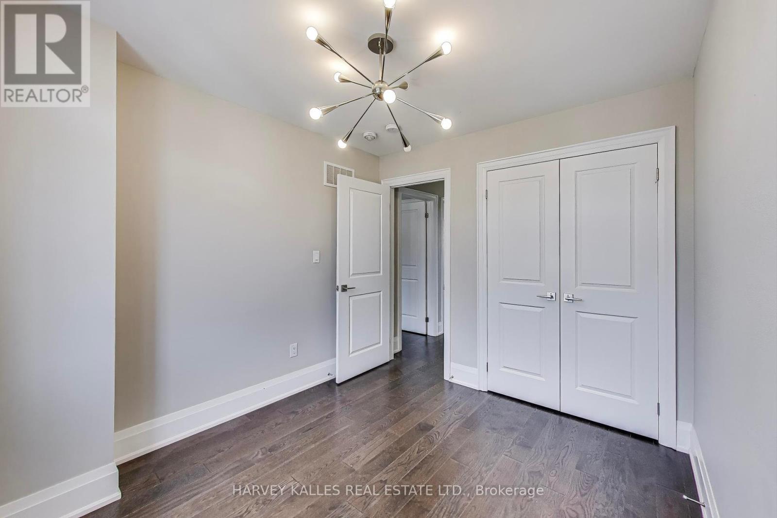 37 Ingleside Street, Vaughan, Ontario  L4L 0H9 - Photo 30 - N12296899