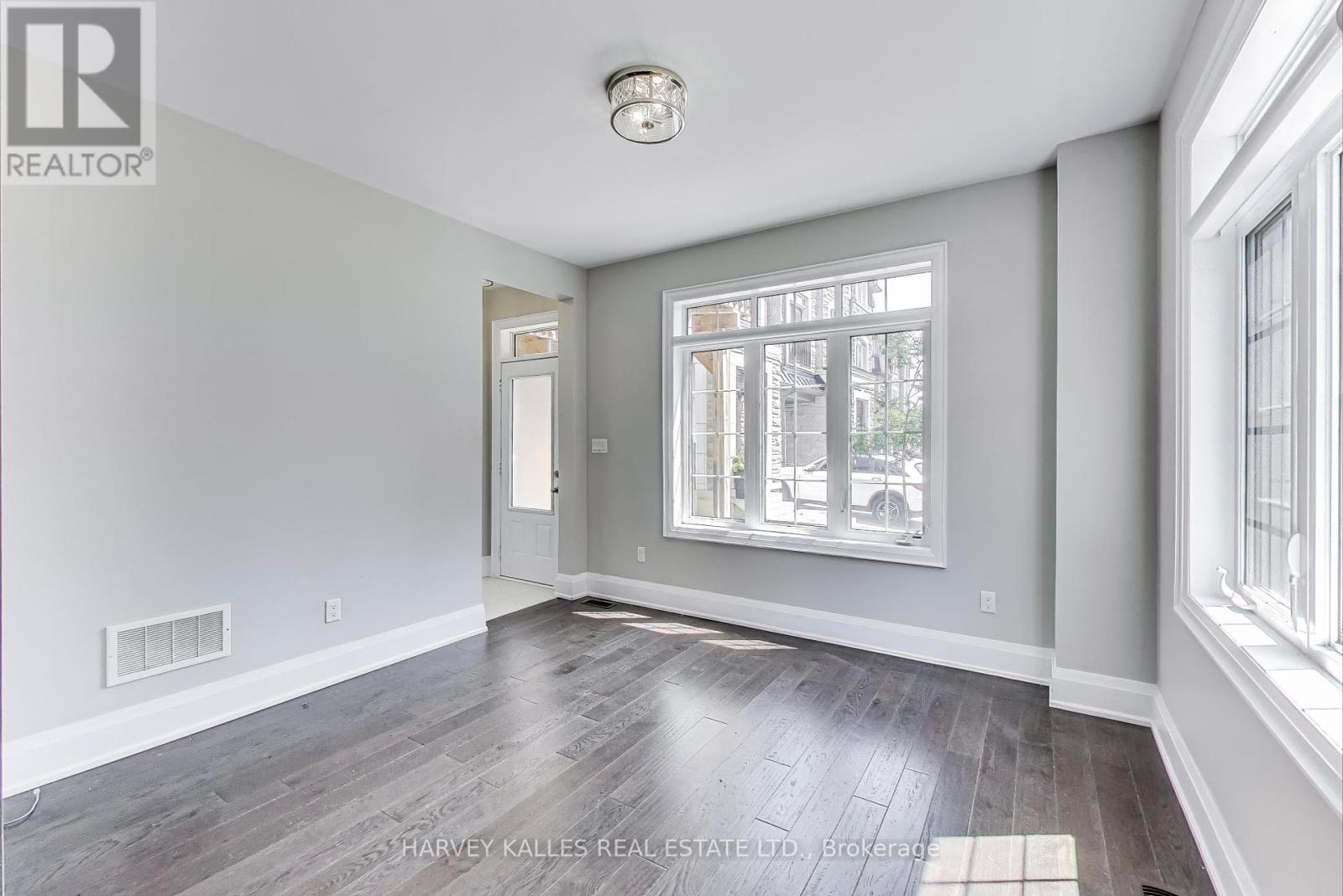 Property at 37 INGLESIDE STREET image 4