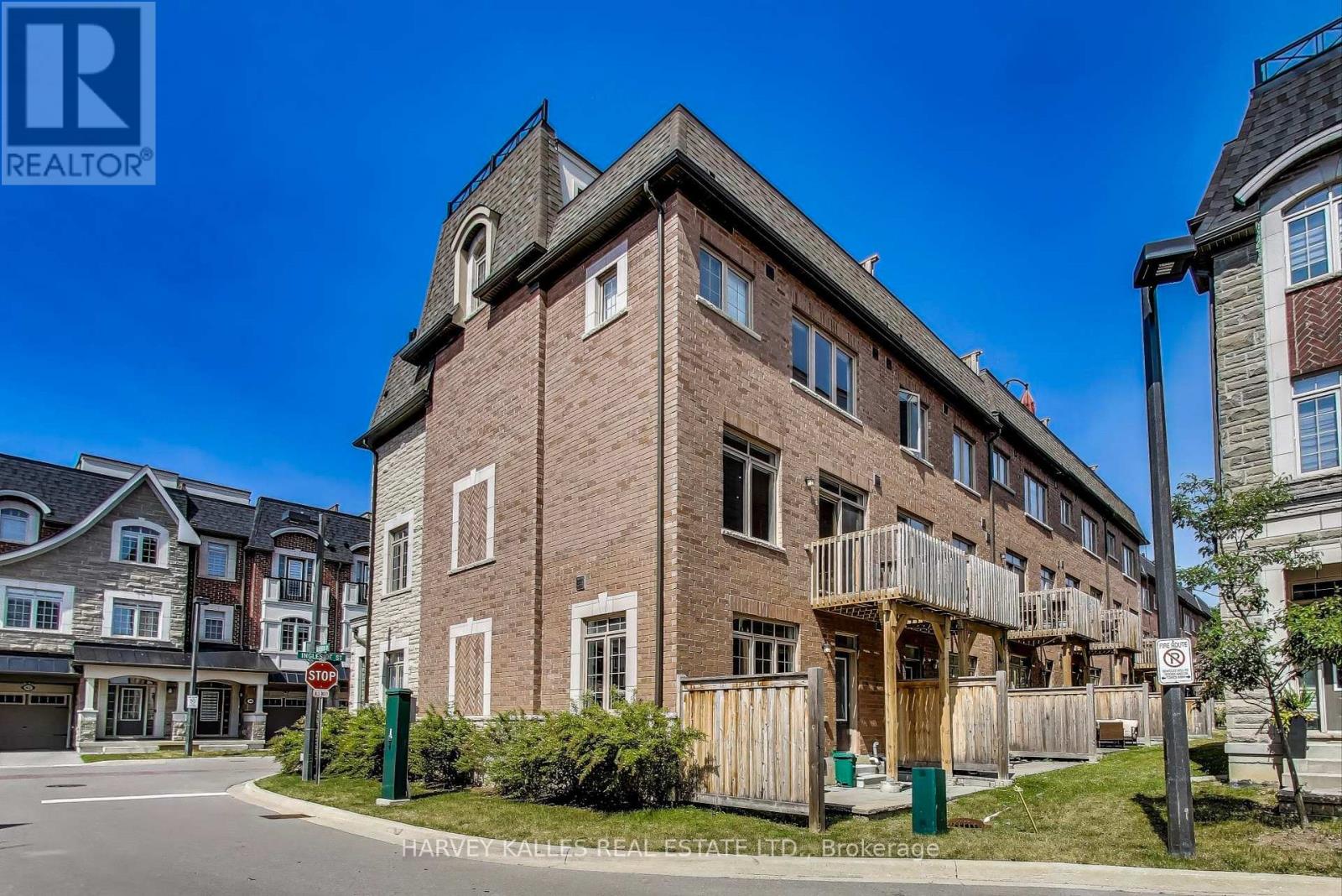37 Ingleside Street, Vaughan, Ontario  L4L 0H9 - Photo 38 - N12296899