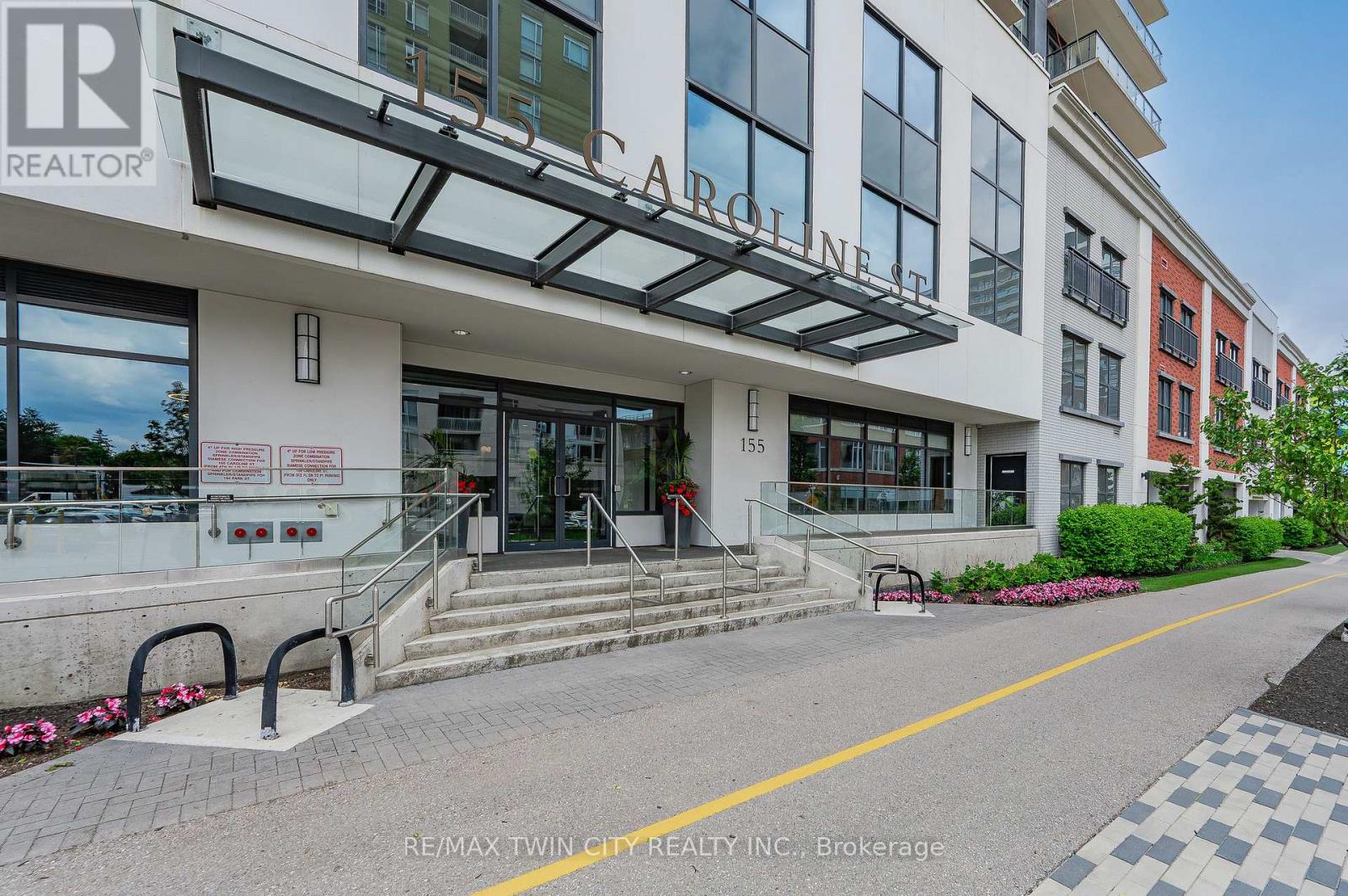 Property at 1411 - 155 CAROLINE STREET S image 5