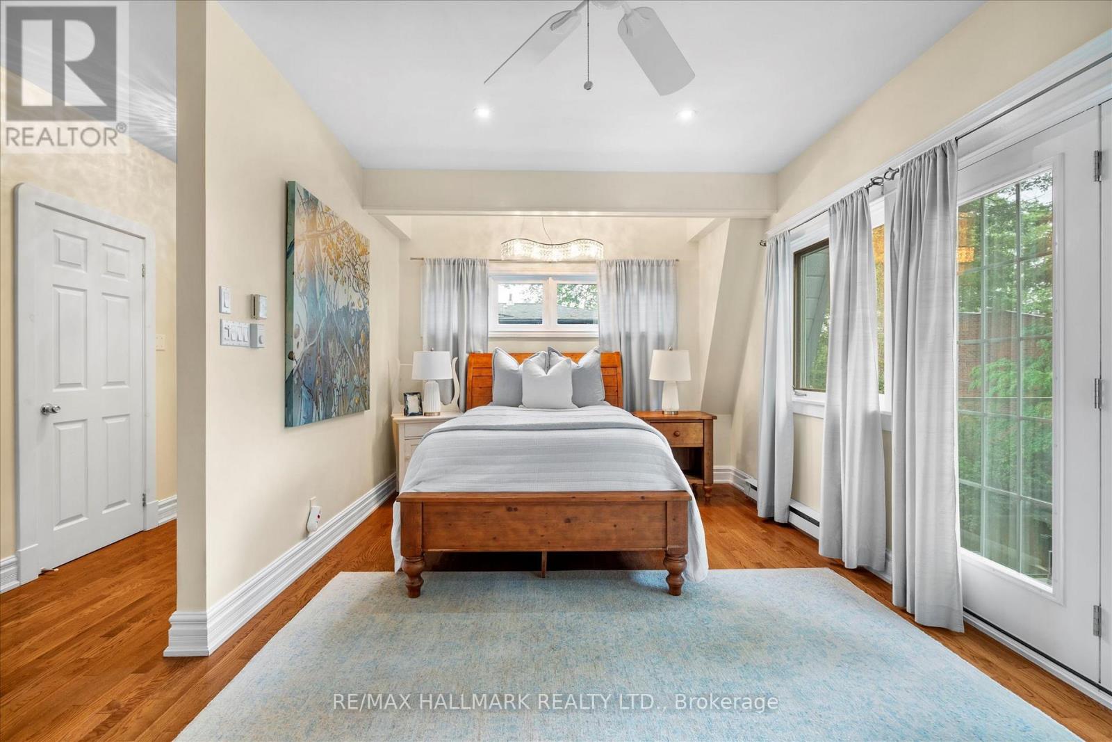 34 Munro Park Avenue, Toronto, Ontario  M4E 3M3 - Photo 19 - E12298808