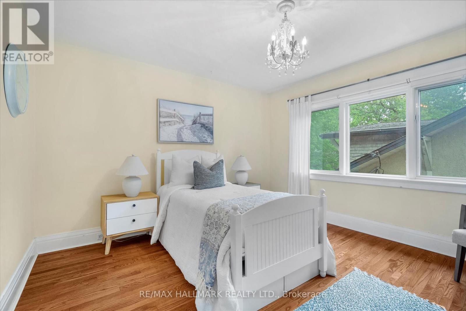 34 Munro Park Avenue, Toronto, Ontario  M4E 3M3 - Photo 25 - E12298808