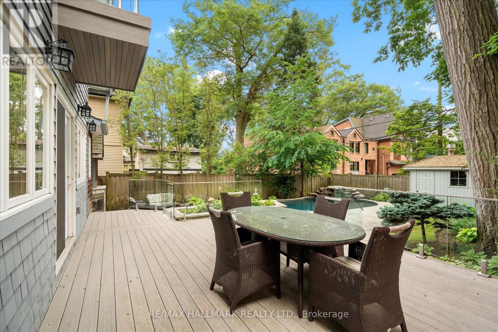 34 Munro Park Avenue, Toronto, Ontario  M4E 3M3 - Photo 43 - E12298808