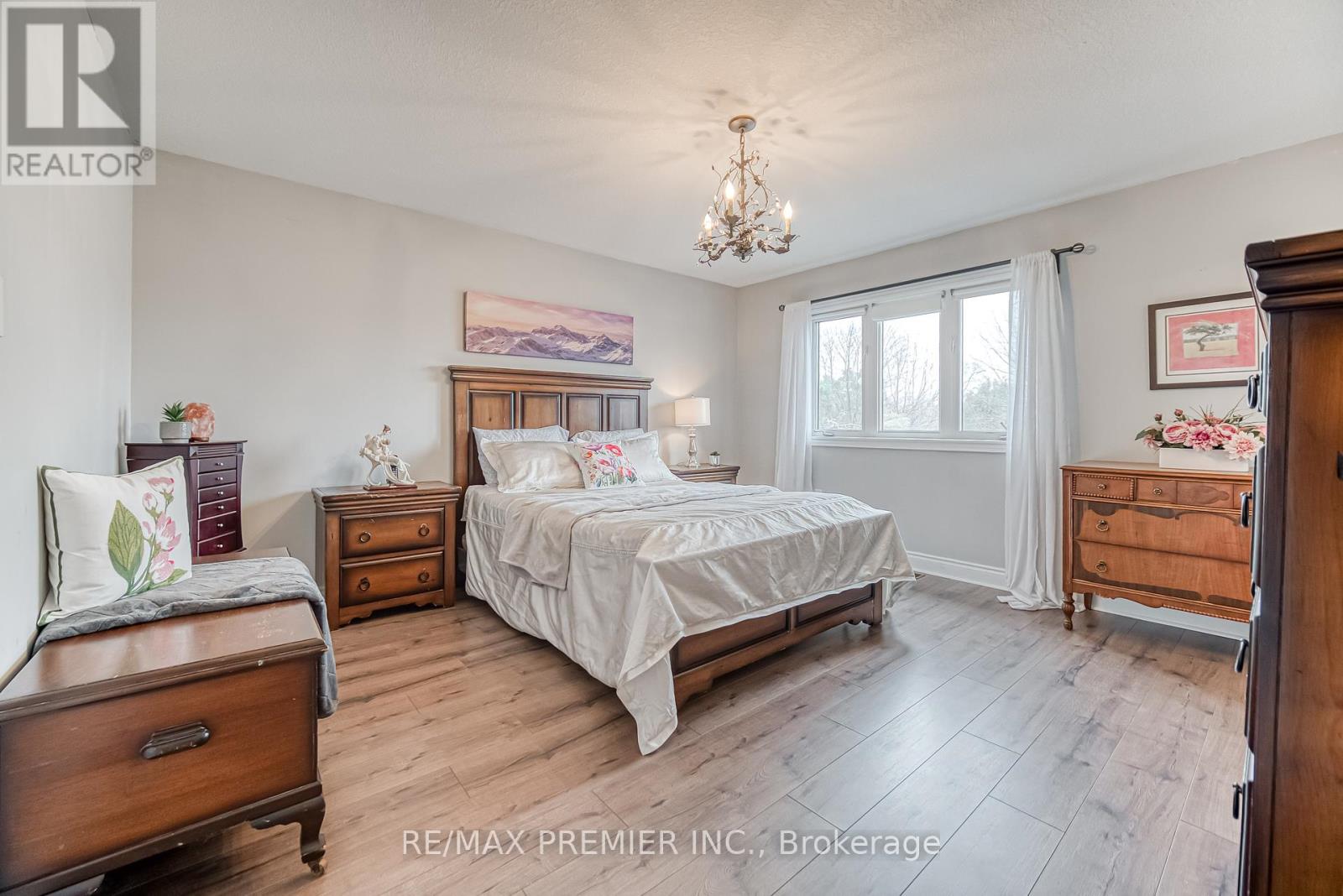 1878 Lamstone Street, Innisfil, Ontario  L9S 4Z8 - Photo 18 - N12298807
