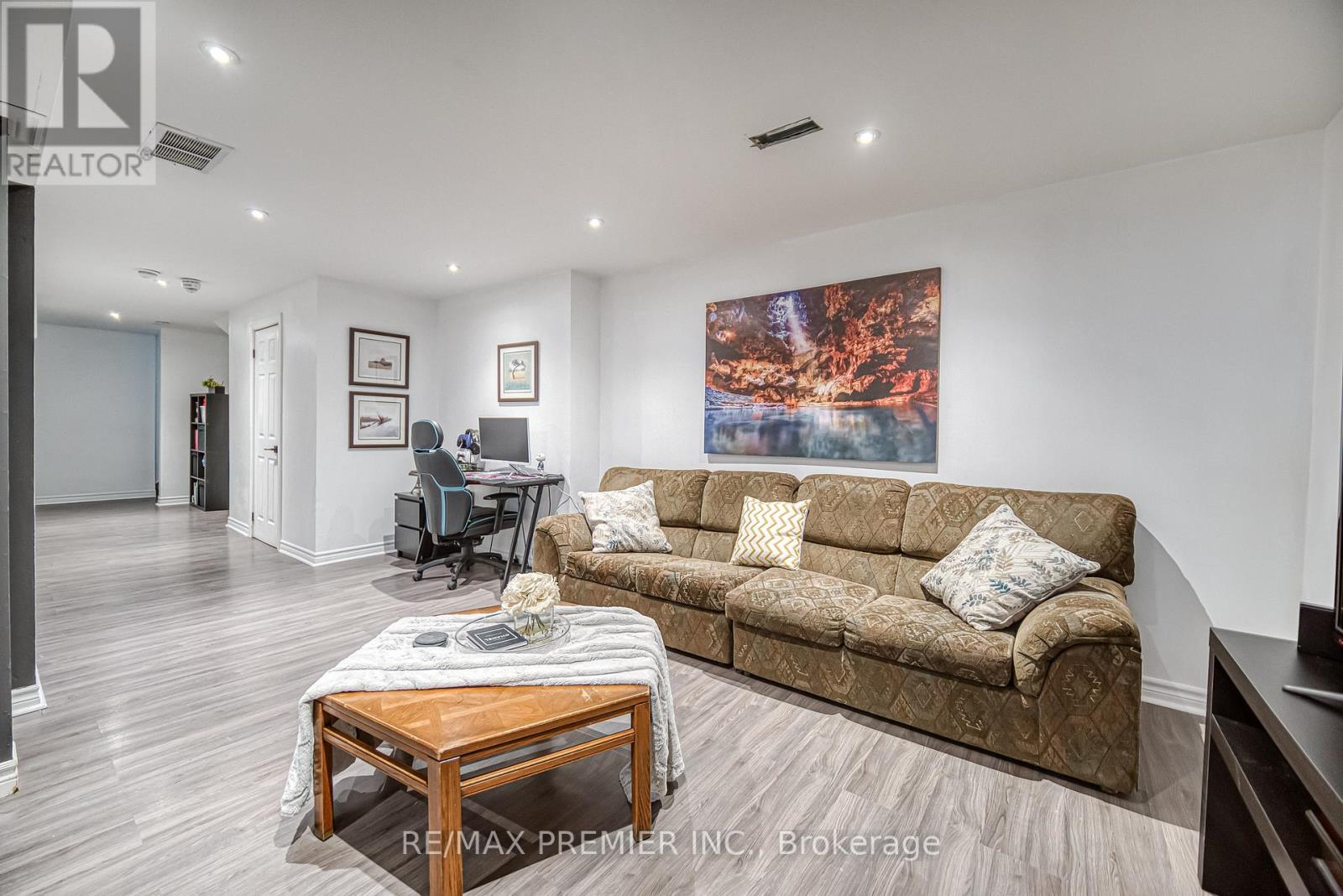 1878 Lamstone Street, Innisfil, Ontario  L9S 4Z8 - Photo 28 - N12298807