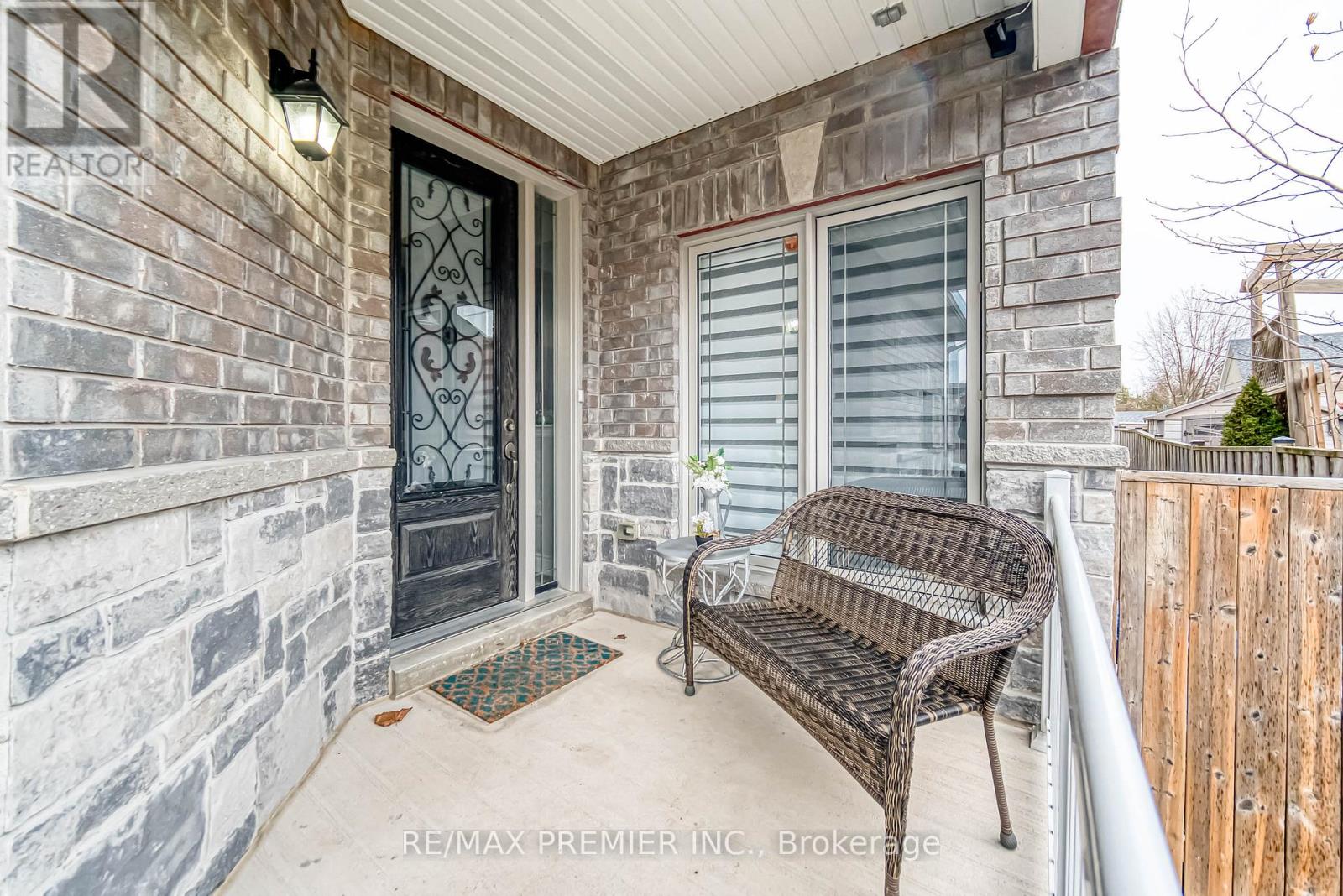 Property at 1878 LAMSTONE STREET image 3