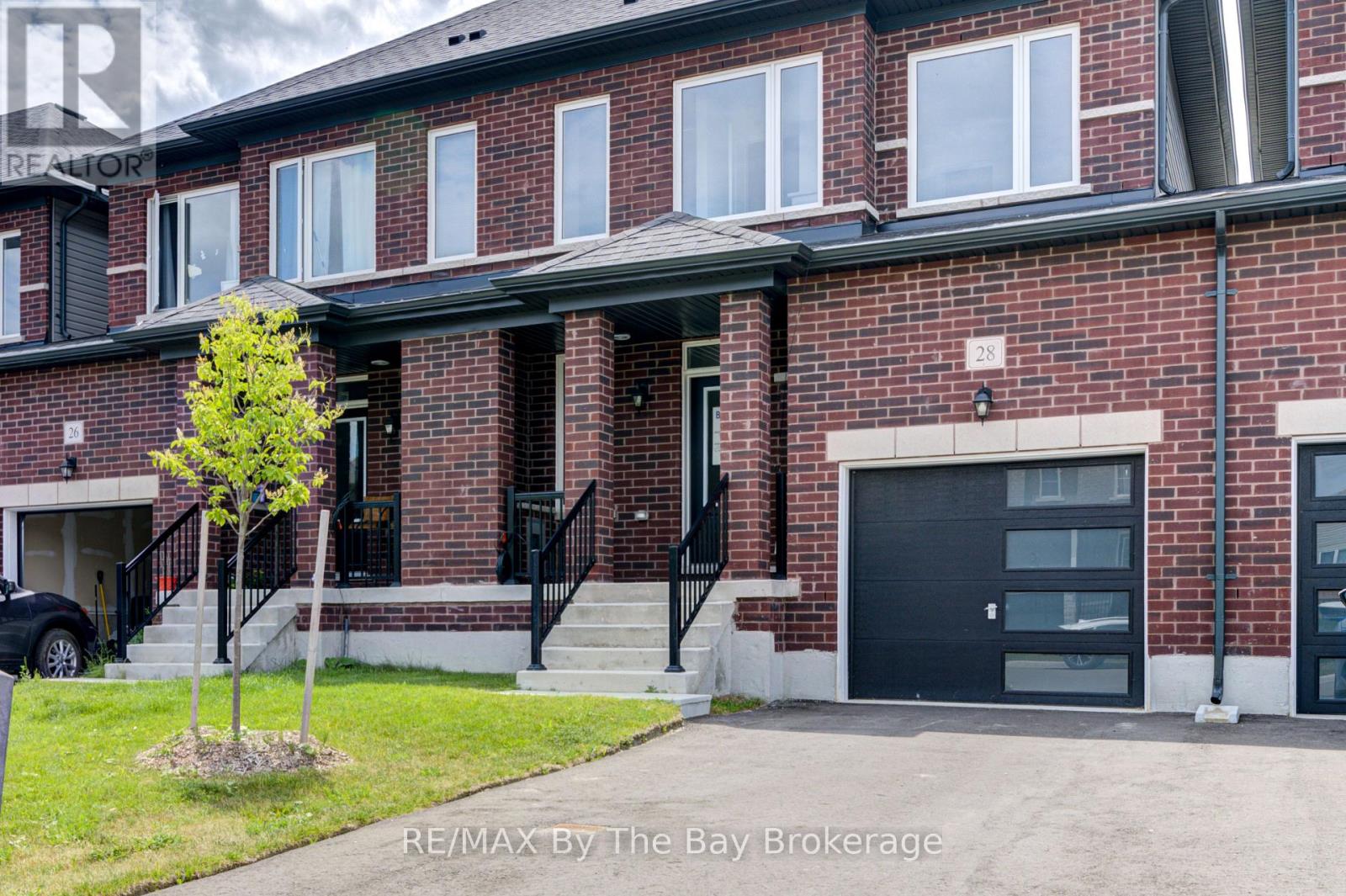 28 Autumn Drive, Wasaga Beach, Ontario  L9Z 0K7 - Photo 2 - S12298861
