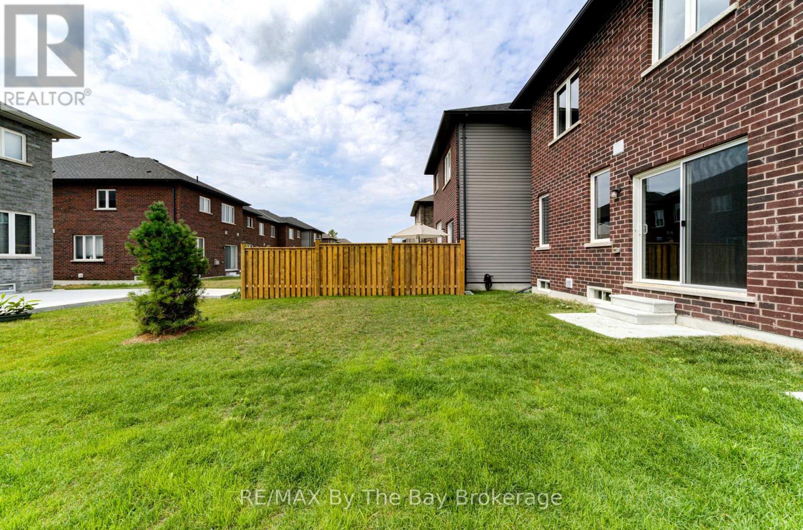 28 Autumn Drive, Wasaga Beach, Ontario  L9Z 0K7 - Photo 46 - S12298861