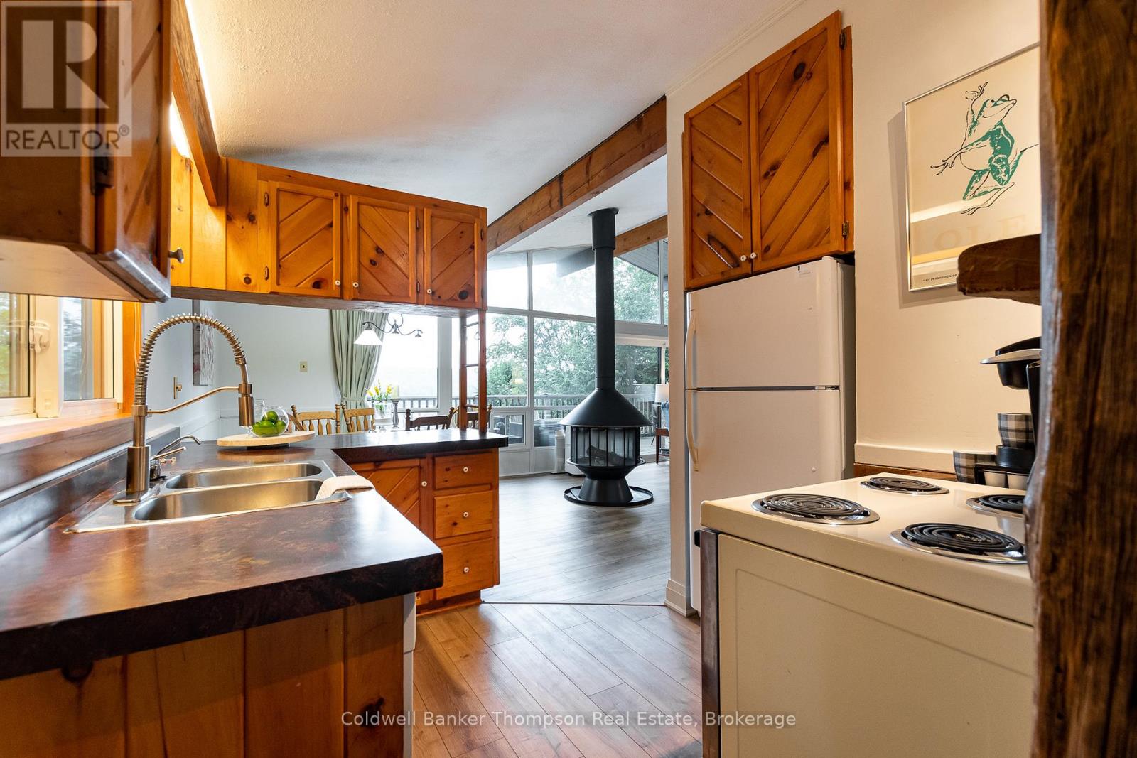 310 North Drive, Huntsville, Ontario  P1H 2J2 - Photo 8 - X12298848