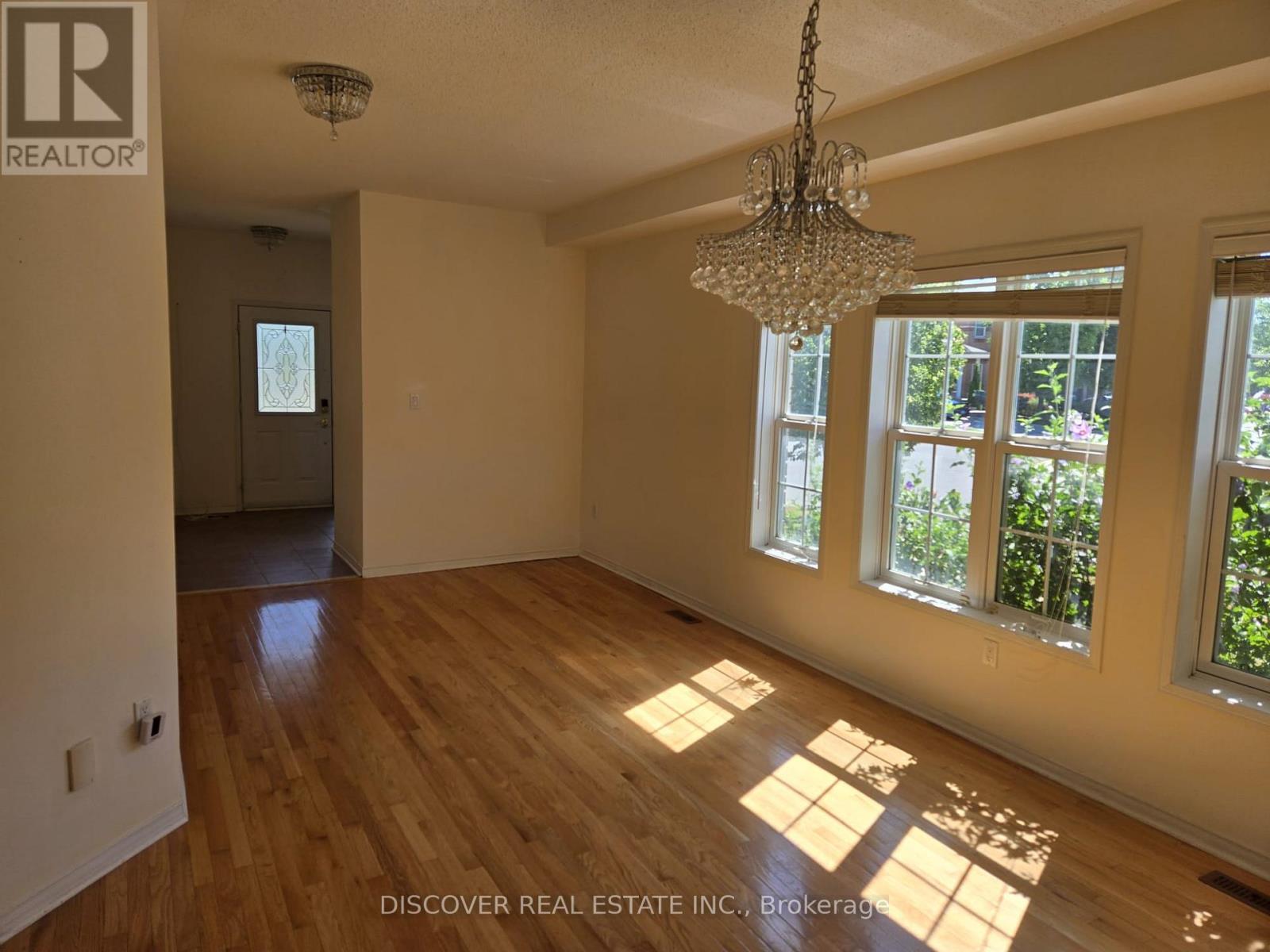 5792 Raftsman Cove, Mississauga, Ontario  L5M 7H4 - Photo 28 - W12298823