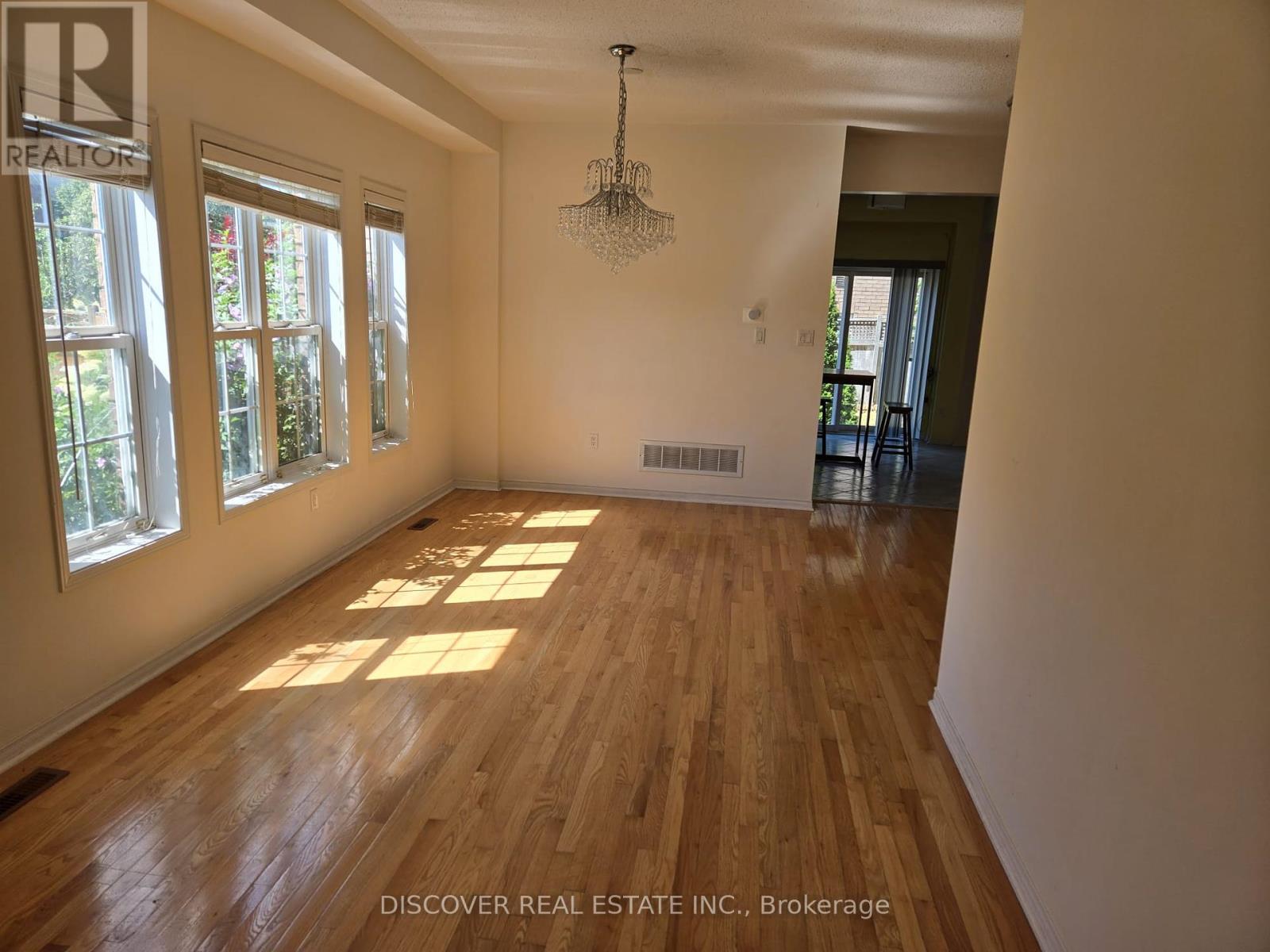 5792 Raftsman Cove, Mississauga, Ontario  L5M 7H4 - Photo 30 - W12298823