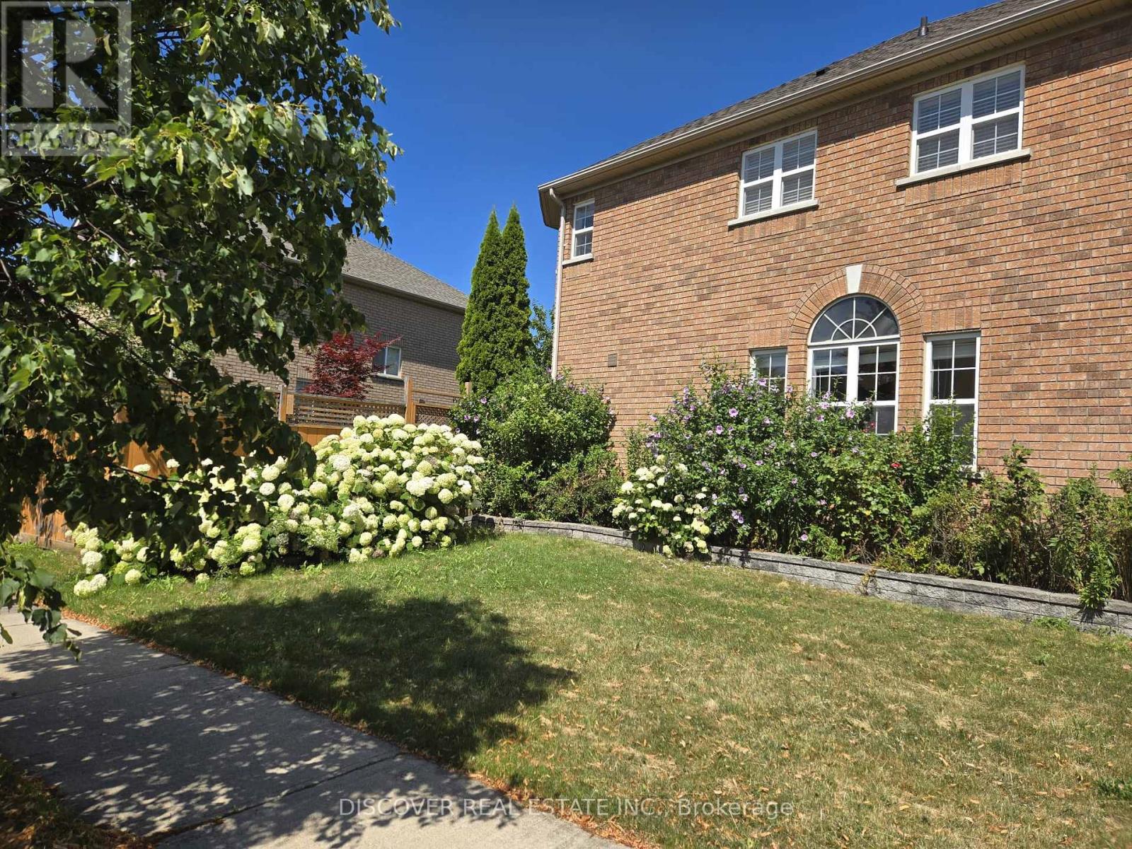 5792 Raftsman Cove, Mississauga, Ontario  L5M 7H4 - Photo 40 - W12298823
