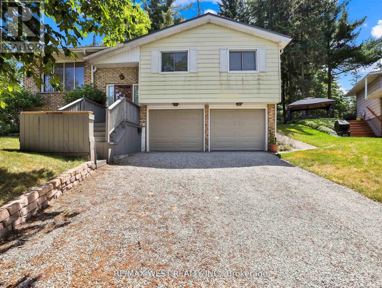 11 GLENDA STREET, norfolk (simcoe), Ontario