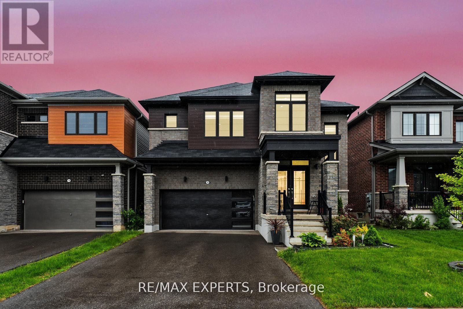 Property at 21 MALCOLM CRESCENT image 1