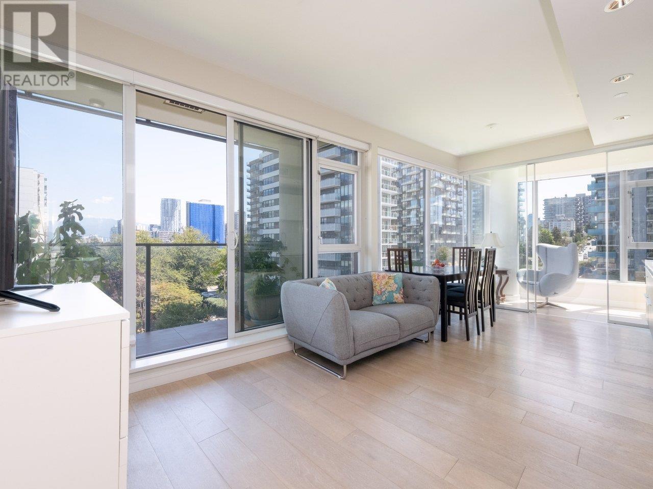 802 1221 Bidwell Street, Vancouver, British Columbia  V6G 0B1 - Photo 2 - R3029162