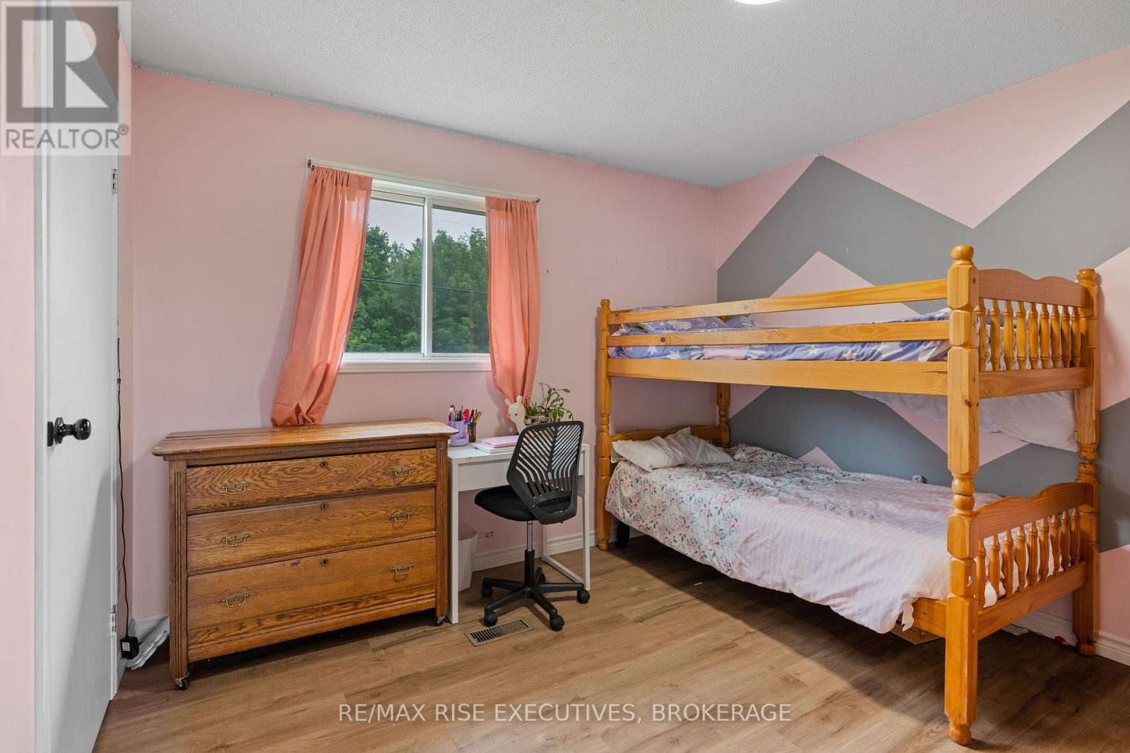 120 Ballycanoe Road, Front Of Yonge, Ontario  K0E 1R0 - Photo 20 - X12298879