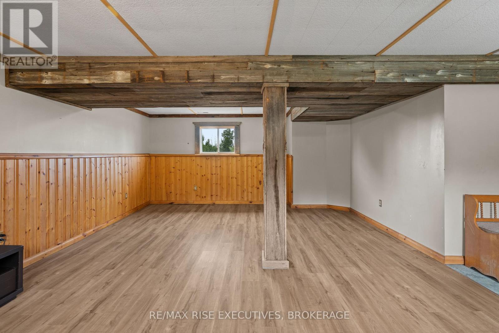 120 Ballycanoe Road, Front Of Yonge, Ontario  K0E 1R0 - Photo 25 - X12298879
