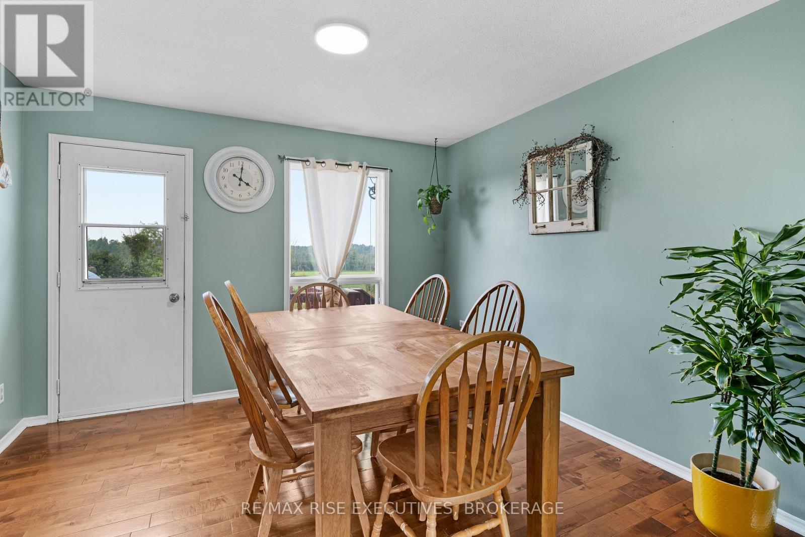120 Ballycanoe Road, Front Of Yonge, Ontario  K0E 1R0 - Photo 8 - X12298879