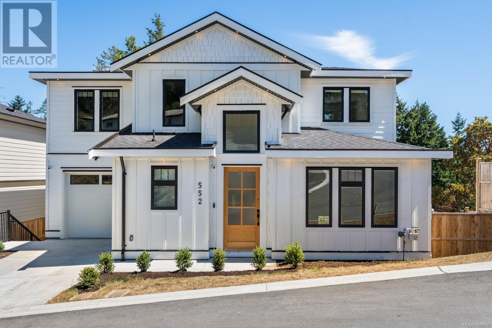 Property at 552 Belford Pl image 1
