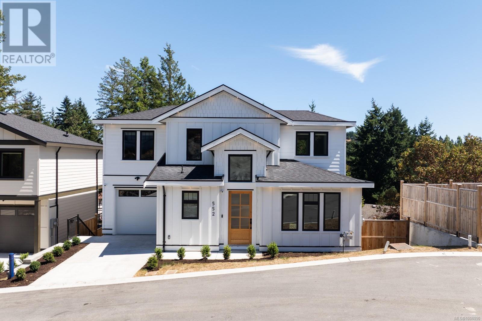 Property at 552 Belford Pl image 2
