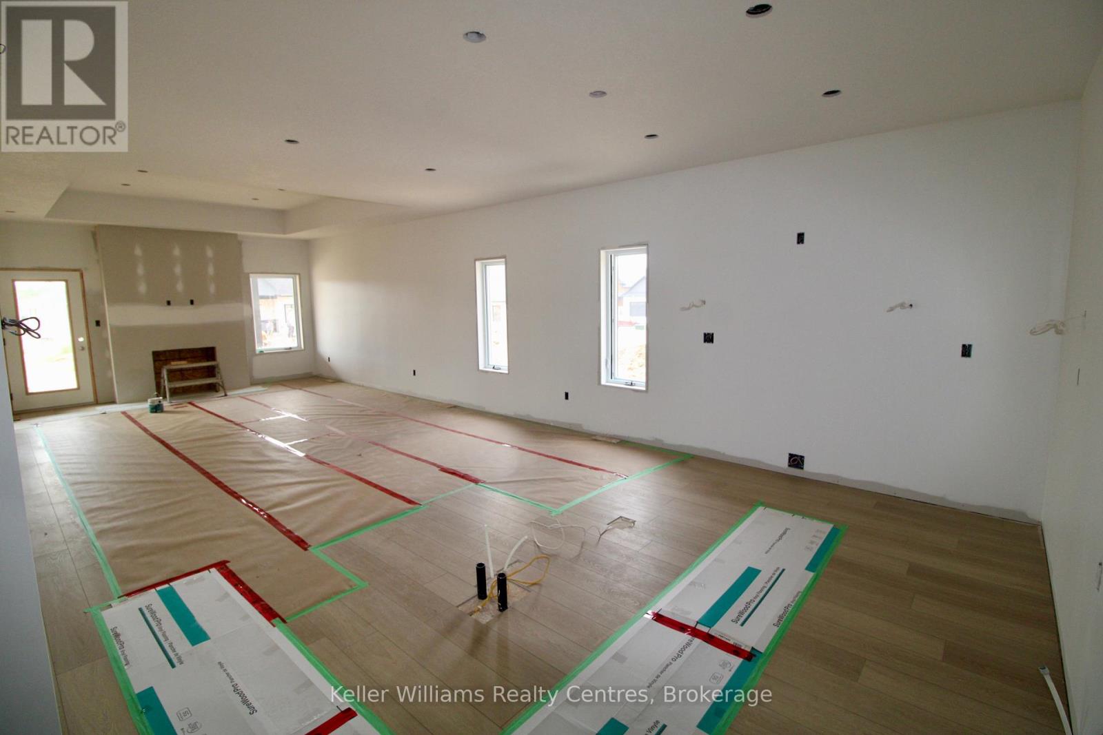 860 22nd Avenue A, Hanover, Ontario  N4N 0C6 - Photo 5 - X12232271