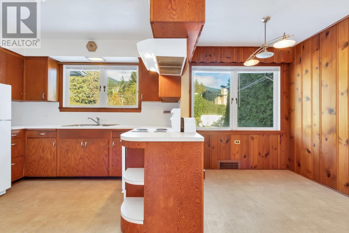 4386 Erwin Drive, West Vancouver, British Columbia  V7V 1H6 - Photo 14 - R3029231