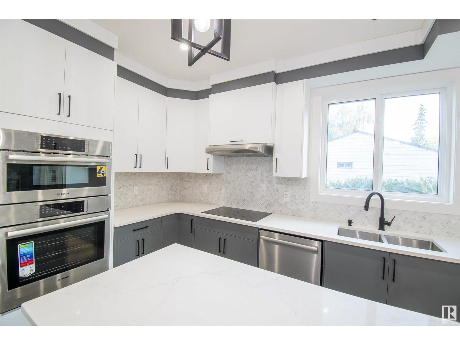 10954 135 St Nw, Edmonton, Alberta  T5M 1K2 - Photo 9 - E4421142