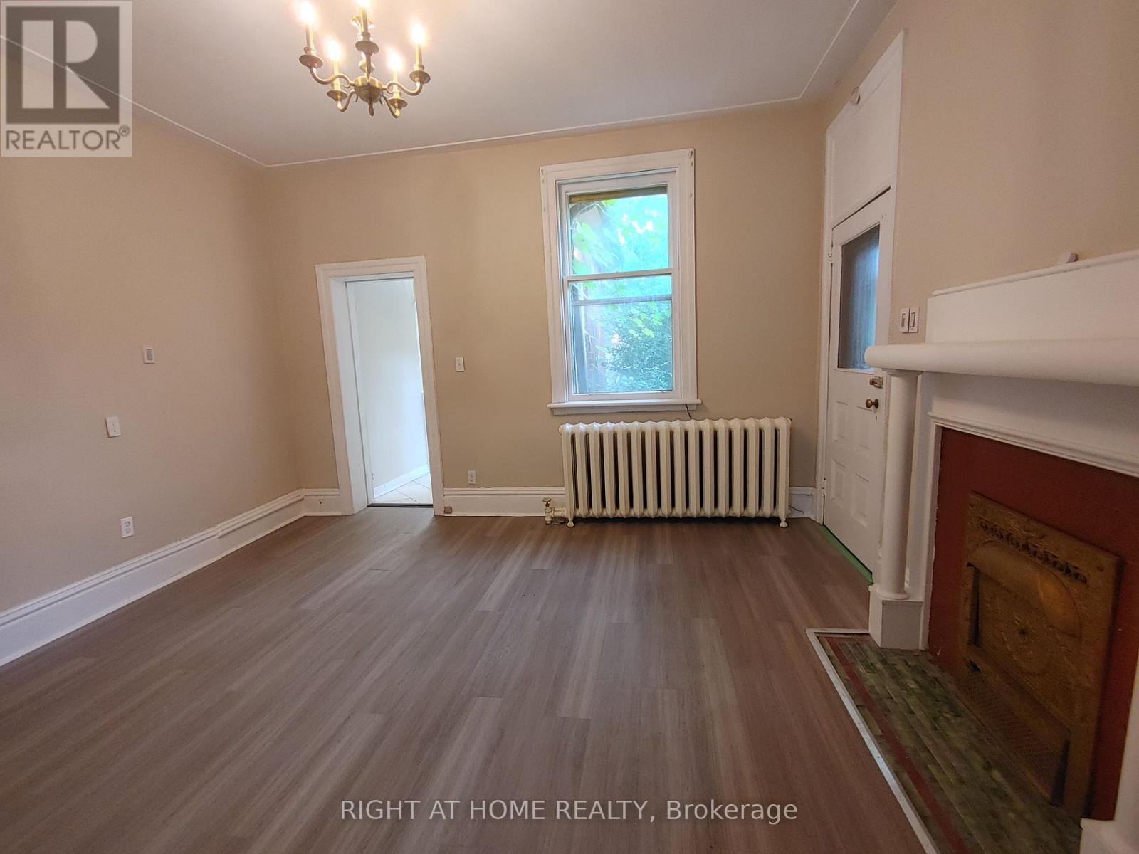 15 Sherman Avenue S, Hamilton, Ontario  L8M 2P5 - Photo 12 - X12298876