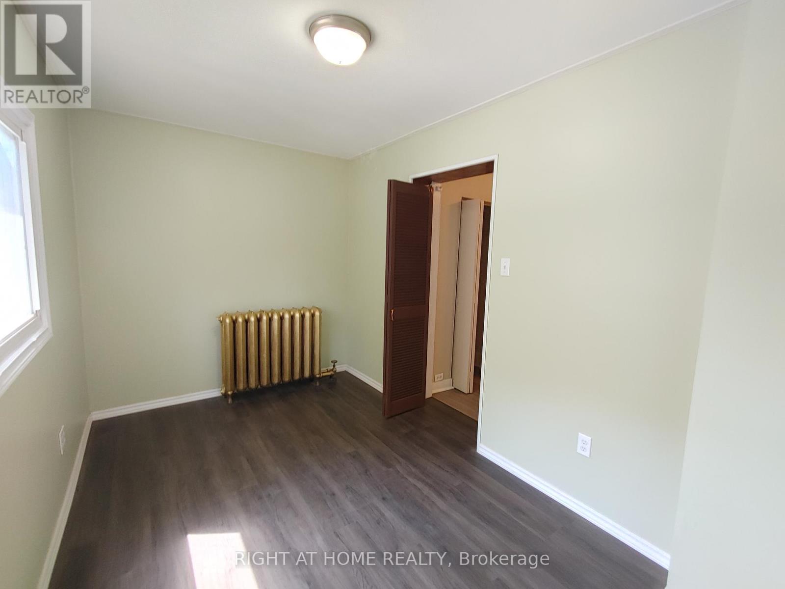 15 Sherman Avenue S, Hamilton, Ontario  L8M 2P5 - Photo 18 - X12298876