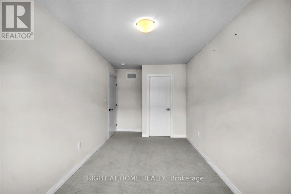 64 Soho Street, Hamilton, Ontario  L8J 0L4 - Photo 19 - X12298909