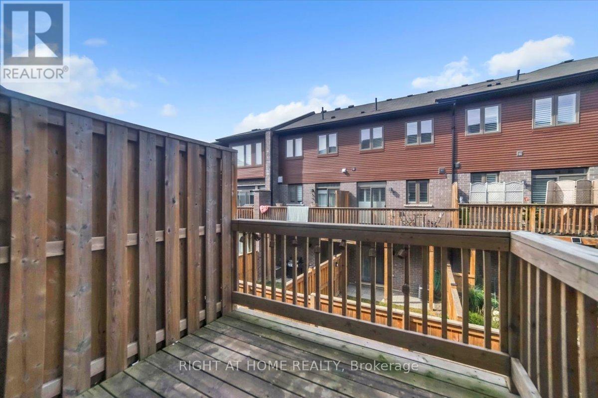 64 Soho Street, Hamilton, Ontario  L8J 0L4 - Photo 36 - X12298909
