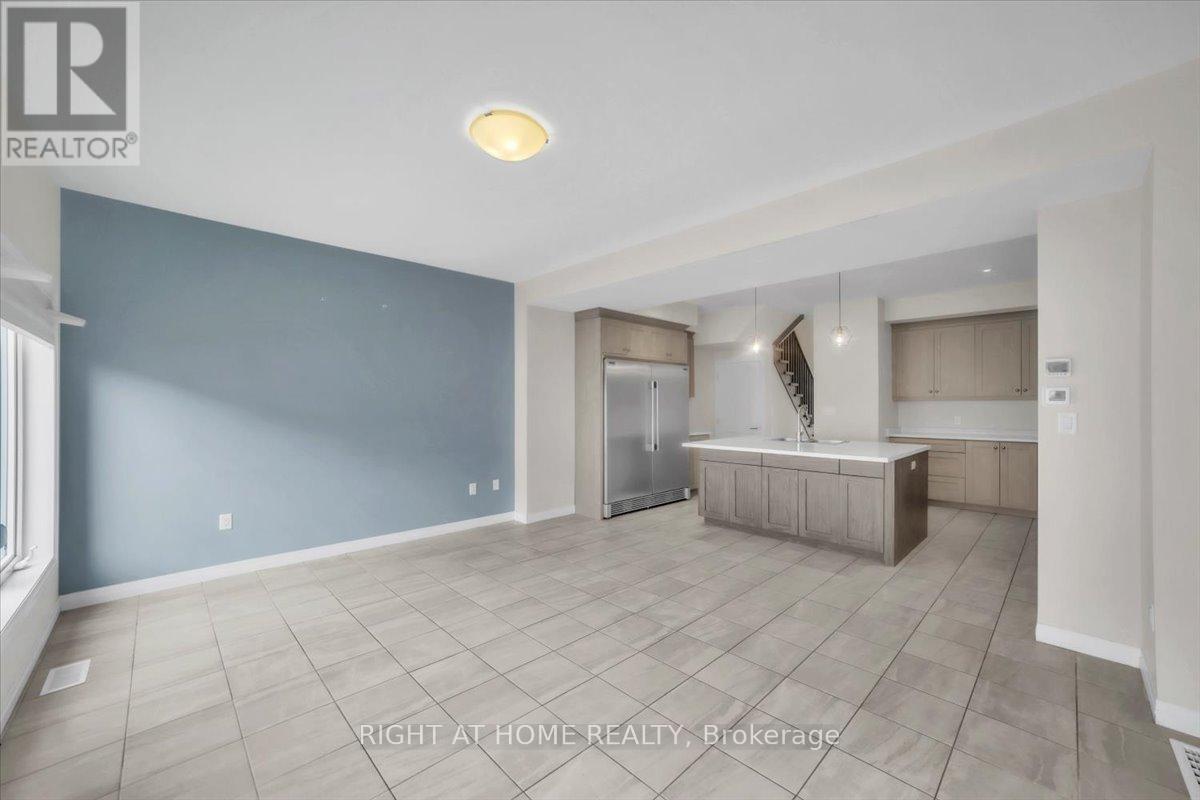 64 Soho Street, Hamilton, Ontario  L8J 0L4 - Photo 5 - X12298909