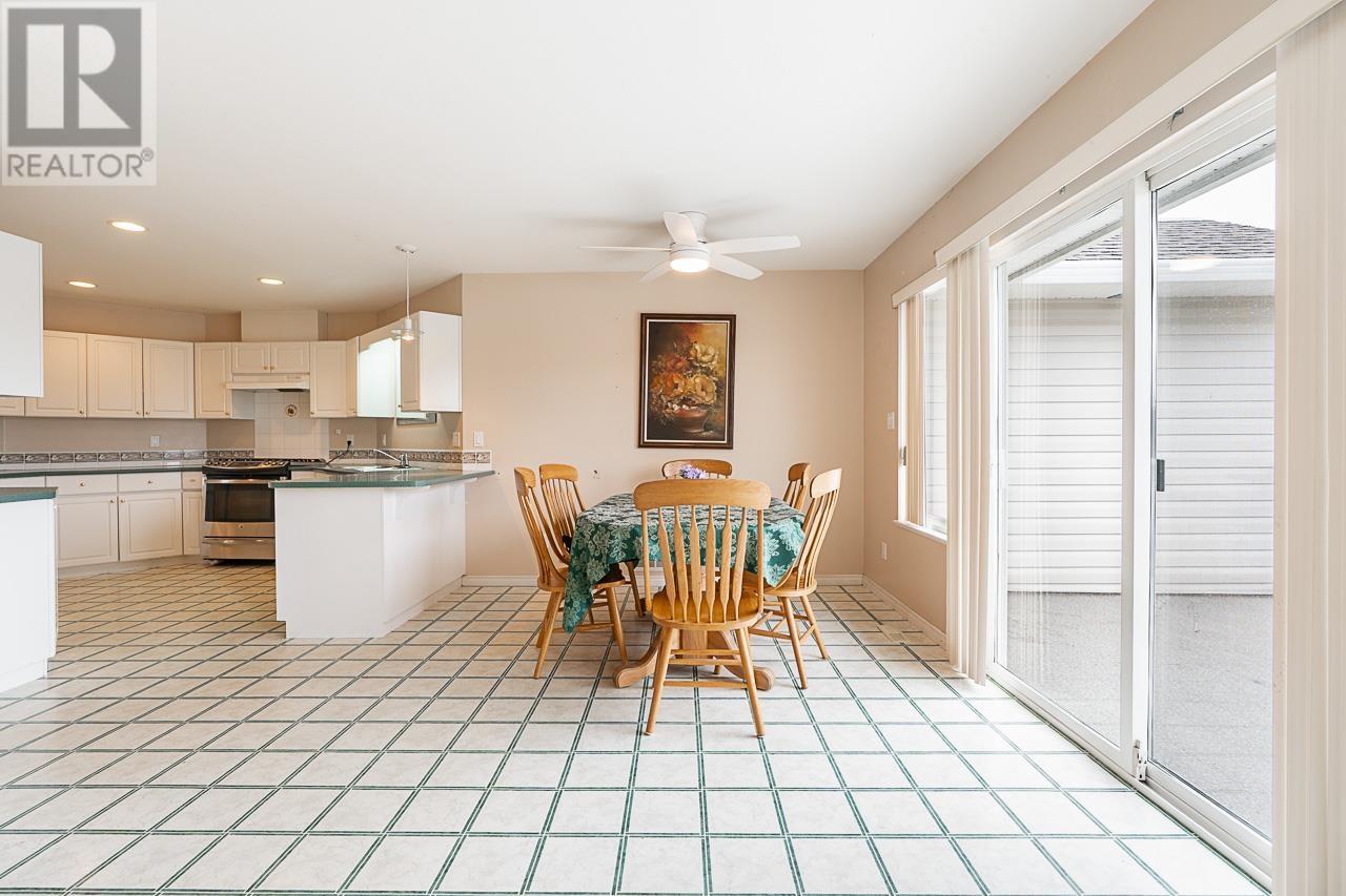 22081 124 Avenue, Maple Ridge, British Columbia  V2X 4J1 - Photo 9 - R3029328