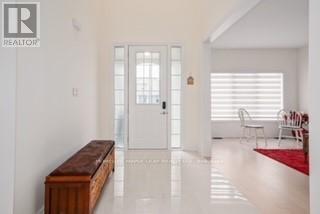 216 Warden Street, Clearview, Ontario  L0M 1S0 - Photo 3 - S12298921