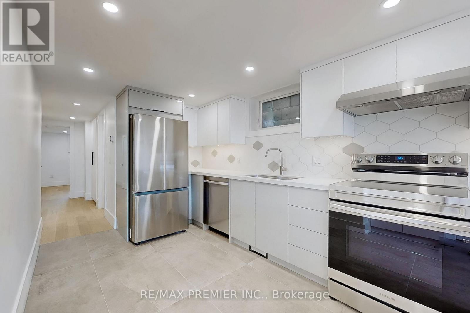 148 Lambton Avenue, Toronto, Ontario  M6N 2S9 - Photo 13 - W12298926