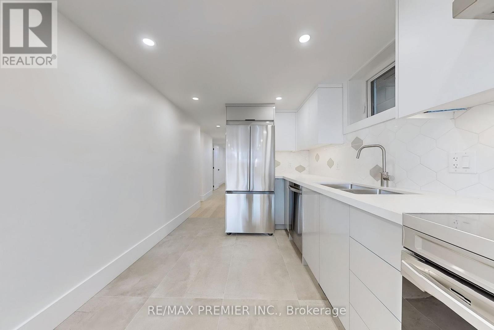 148 Lambton Avenue, Toronto, Ontario  M6N 2S9 - Photo 14 - W12298926