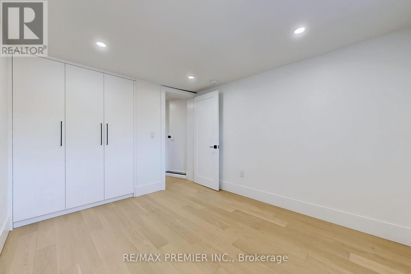 148 Lambton Avenue, Toronto, Ontario  M6N 2S9 - Photo 17 - W12298926