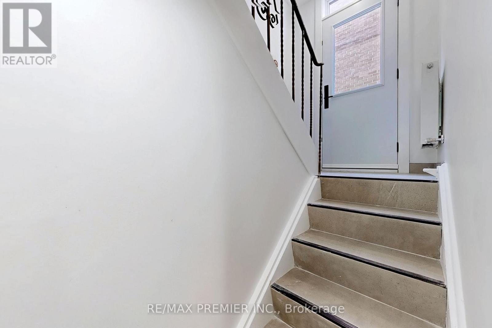 148 Lambton Avenue, Toronto, Ontario  M6N 2S9 - Photo 24 - W12298926
