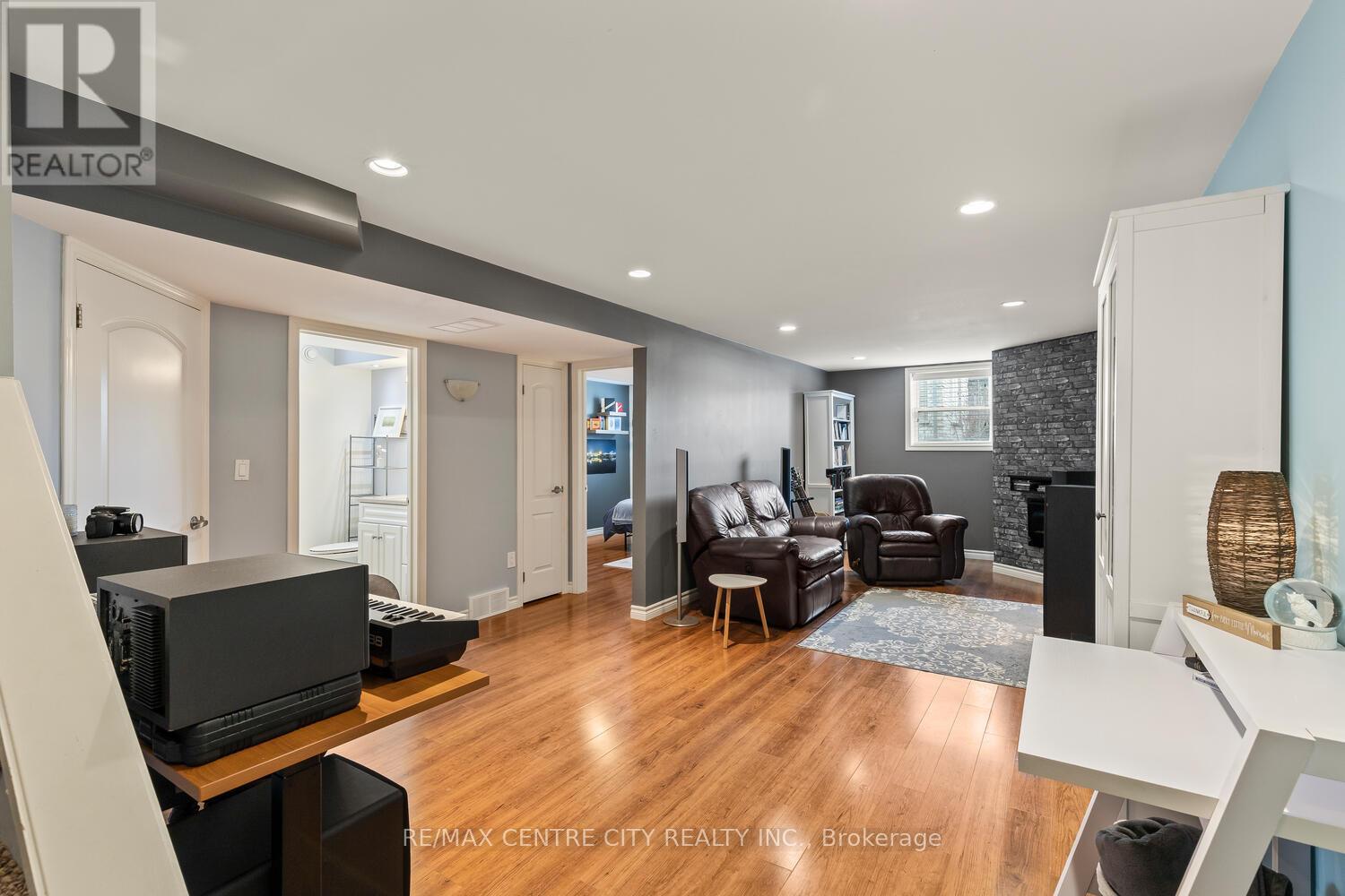 5623 Chriselle Place, Lucan Biddulph, Ontario  N0M 2J0 - Photo 15 - X12136647
