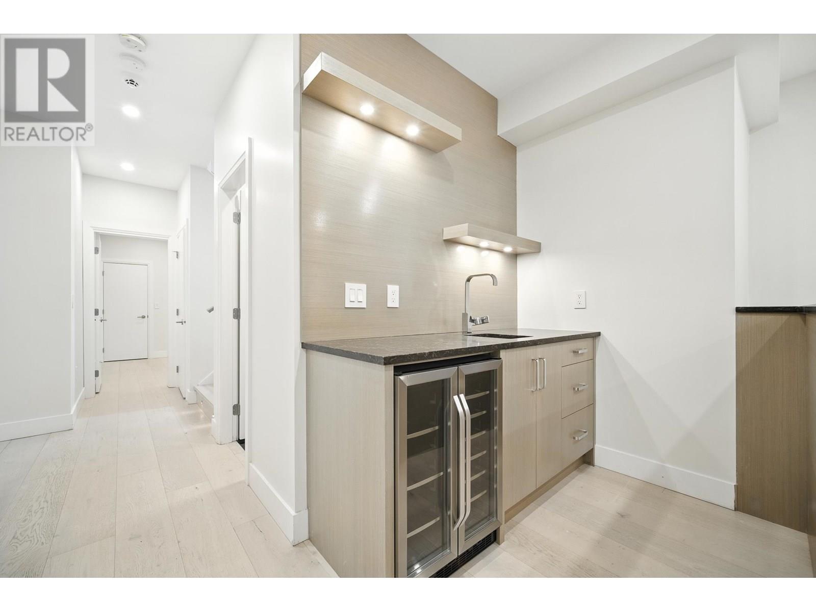 2113 Dawes Hill Road, Coquitlam, British Columbia  V3K 1N2 - Photo 31 - R3028903