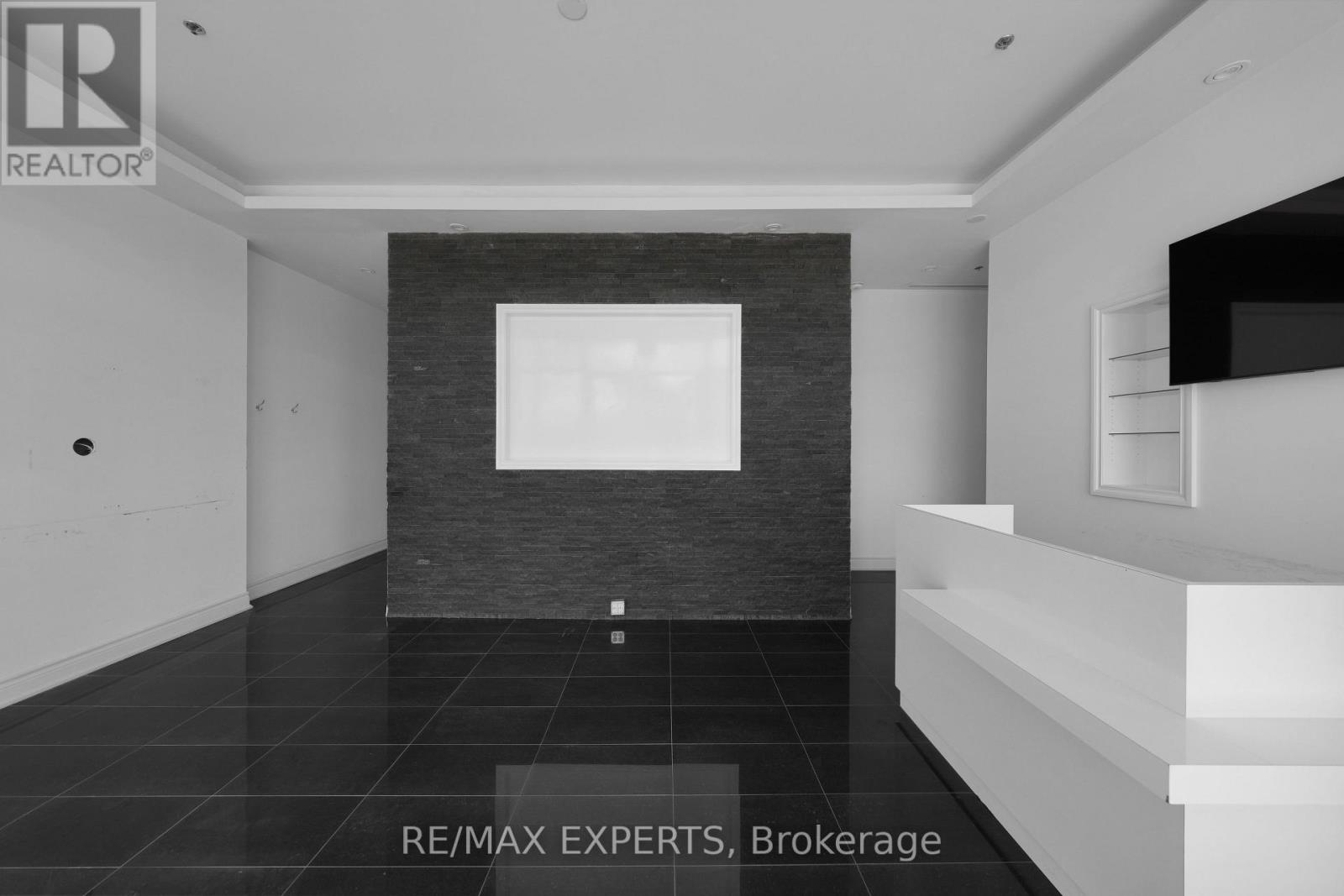 118 - 10211 Keele Street, Vaughan, Ontario  L6A 3Y9 - Photo 8 - N12298947