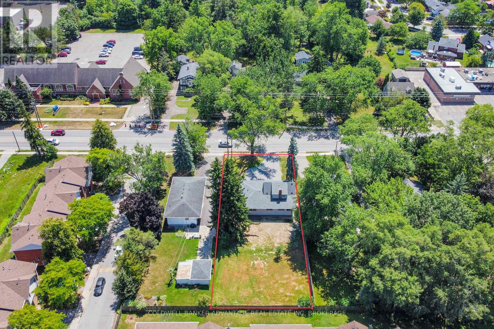 378 Thorold Road, Welland (N. Welland), Ontario  L3C 3W6 - Photo 35 - X12298963