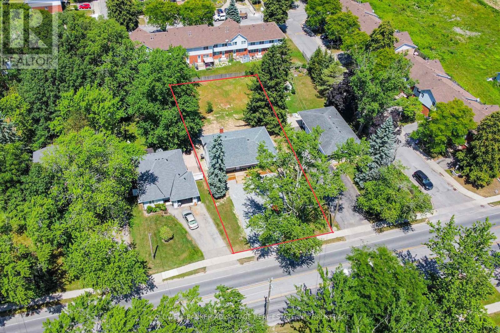 378 Thorold Road, Welland (N. Welland), Ontario  L3C 3W6 - Photo 45 - X12298963