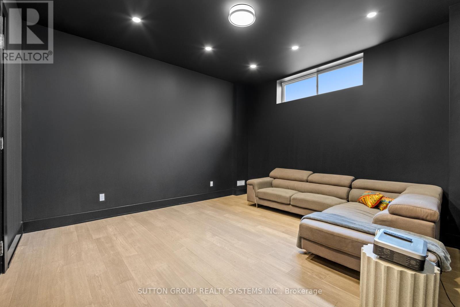 334 Third Line, Oakville, Ontario  L6L 4A4 - Photo 41 - W12296723