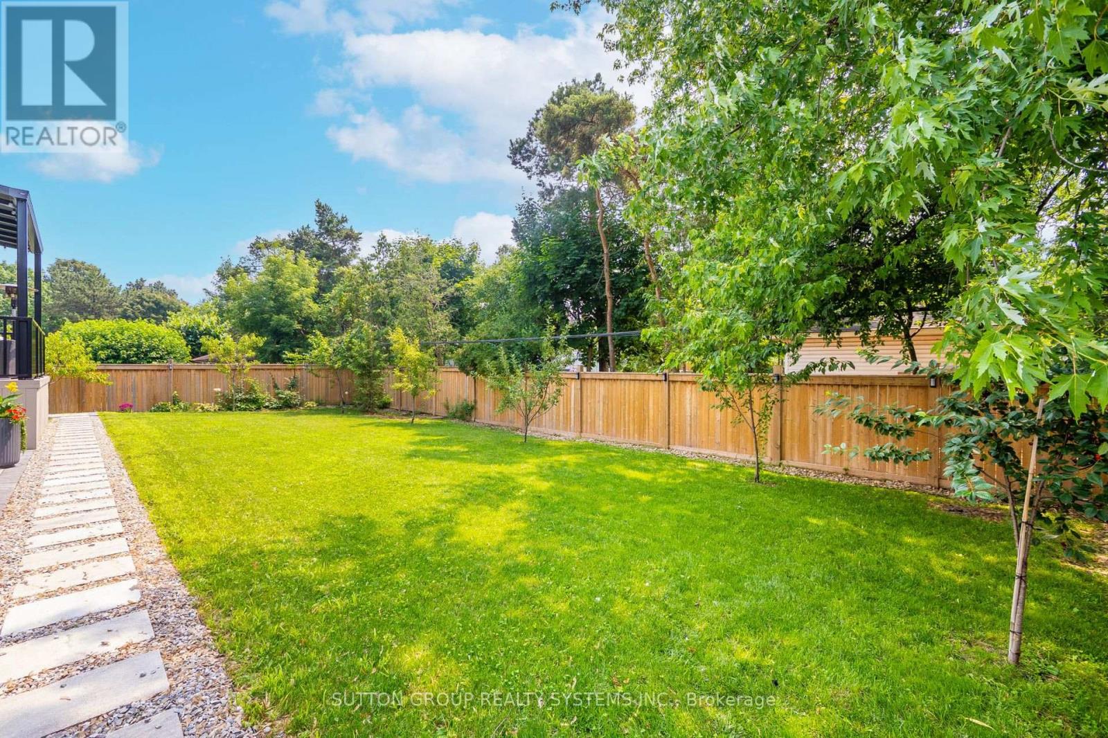 334 Third Line, Oakville, Ontario  L6L 4A4 - Photo 46 - W12296723