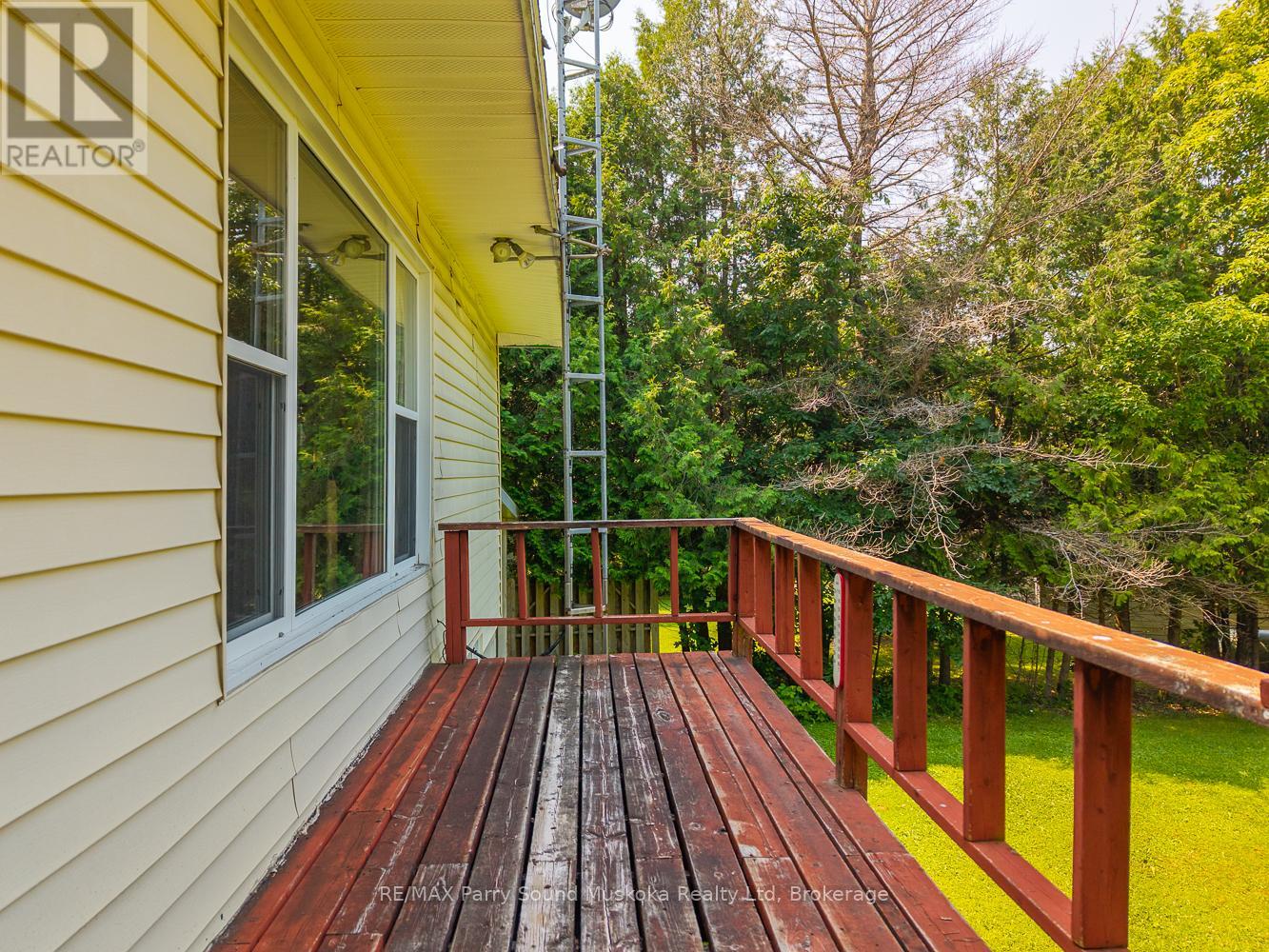 86 Lakeside Crescent, Mckellar, Ontario  P2A 0B4 - Photo 13 - X12298972